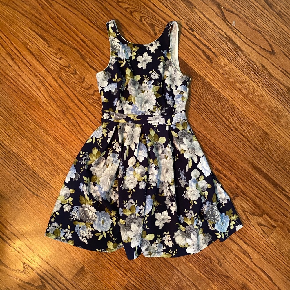 Floral dress with low back